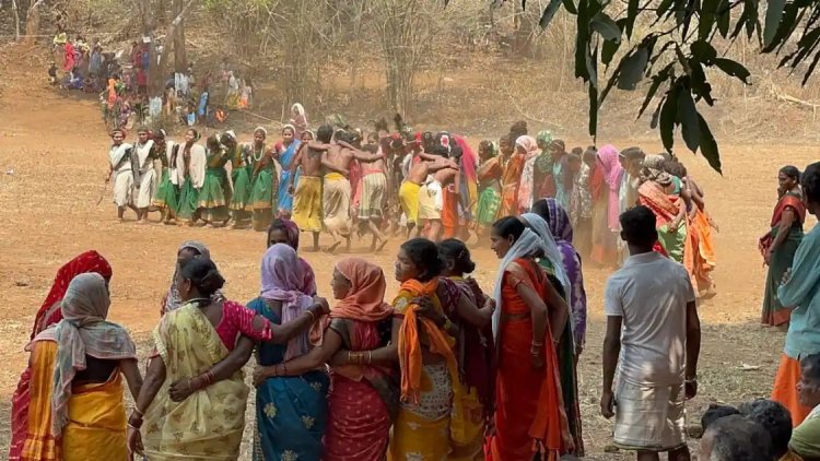 अबूझमाड़ में पेन करसाड़ महोत्सव की धूम